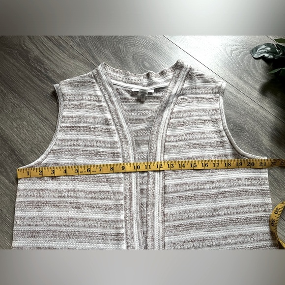 Calvin Klein sleeveless thin knit open front maxi vest. One size - Picture 7 of 8